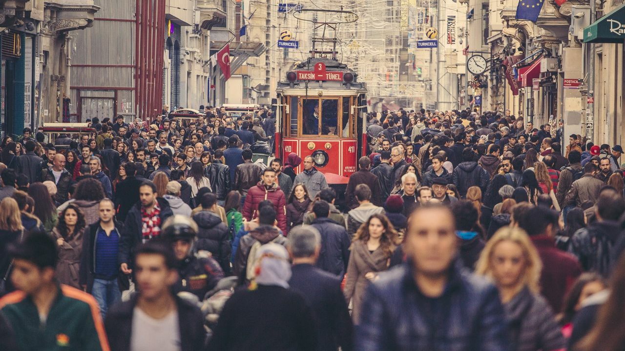 İstanbul&#039;da enflasyon hız kesmiyor! Perakende fiyatlar zirveyi gördü