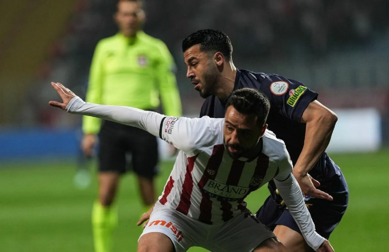 Kasımpaşa Sivasspor karşılaşmasında gol sesi çıkmadı - 1. Resim