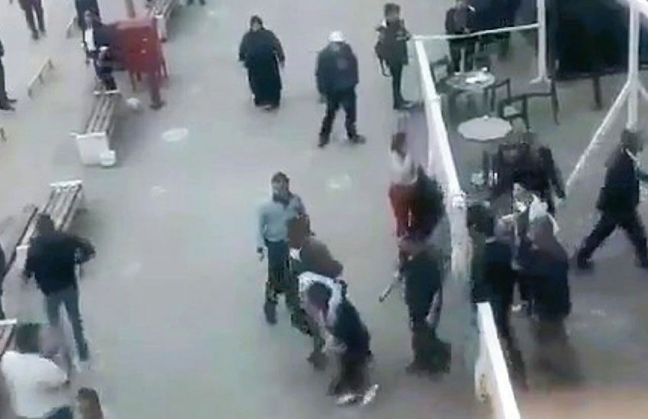 Son dakika! Denizli'de hastane kafeteryasına silahlı saldırı: Çok sayıda ekip sevk edildi