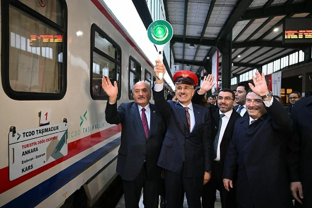 Yeni turistik tren seferleri başlıyor! Tarih ve fiyat belli oldu, Doğu Ekspresi'ne alternatif rota geliyor