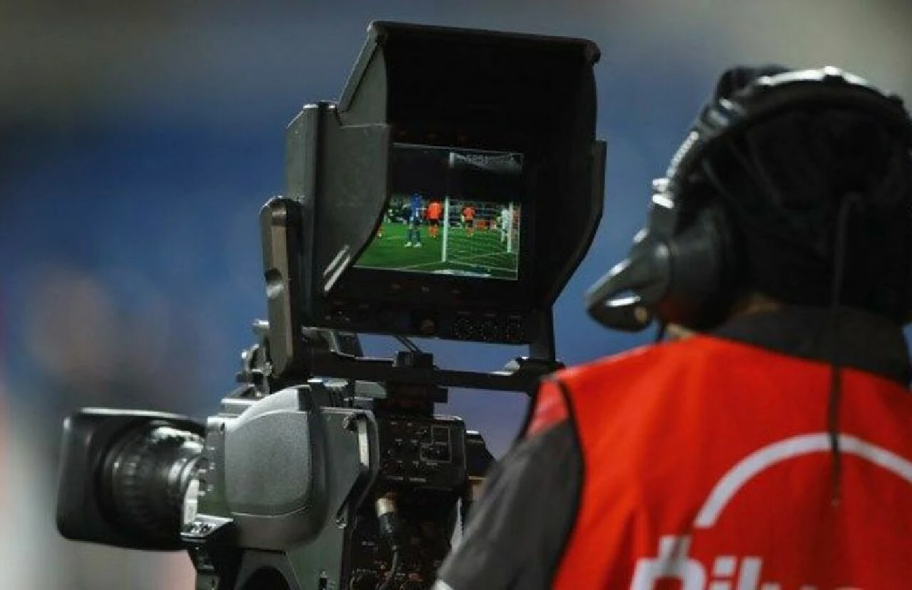 3 yıllık anlaşma yapıldı! Süper Lig'in yayıncısı belli oldu!