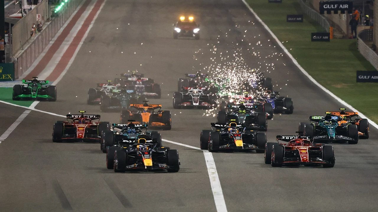 Bahreyn'de Max Verstappen fırtınası! Yeni sezona yine hızlı başladı 