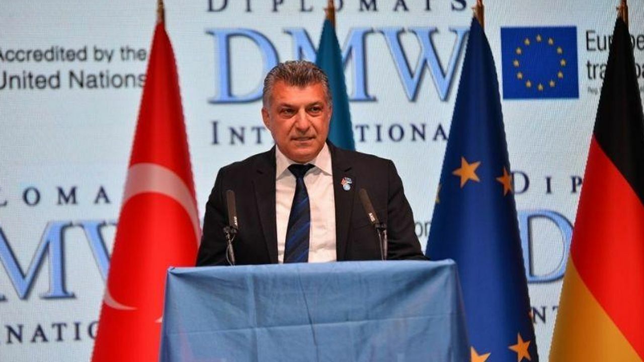 Ferhat Bozçelik, Palandöken DMW Onursal Üyeliğe tekrar seçildi