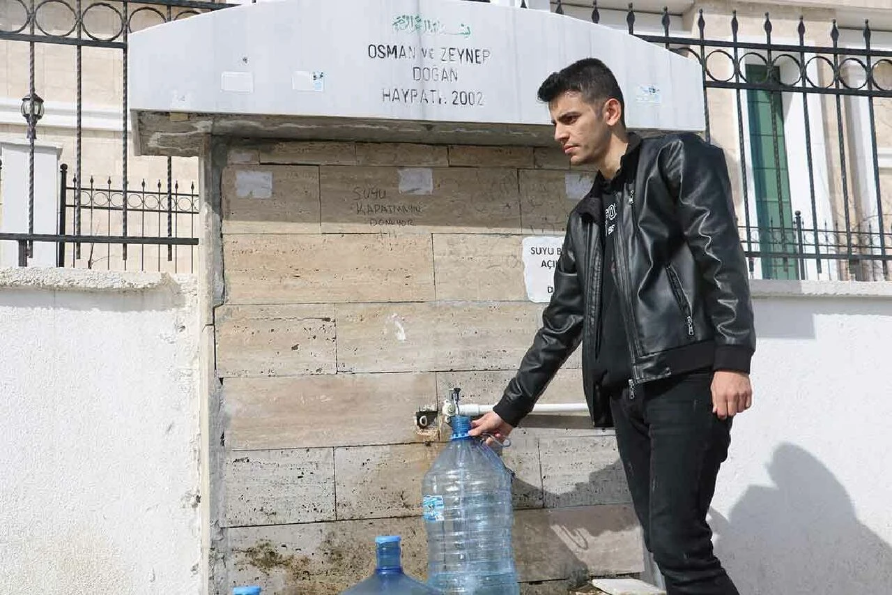 Çeşmelerde 'tavşan ateşi' paniği! Günlerce su içemediler!