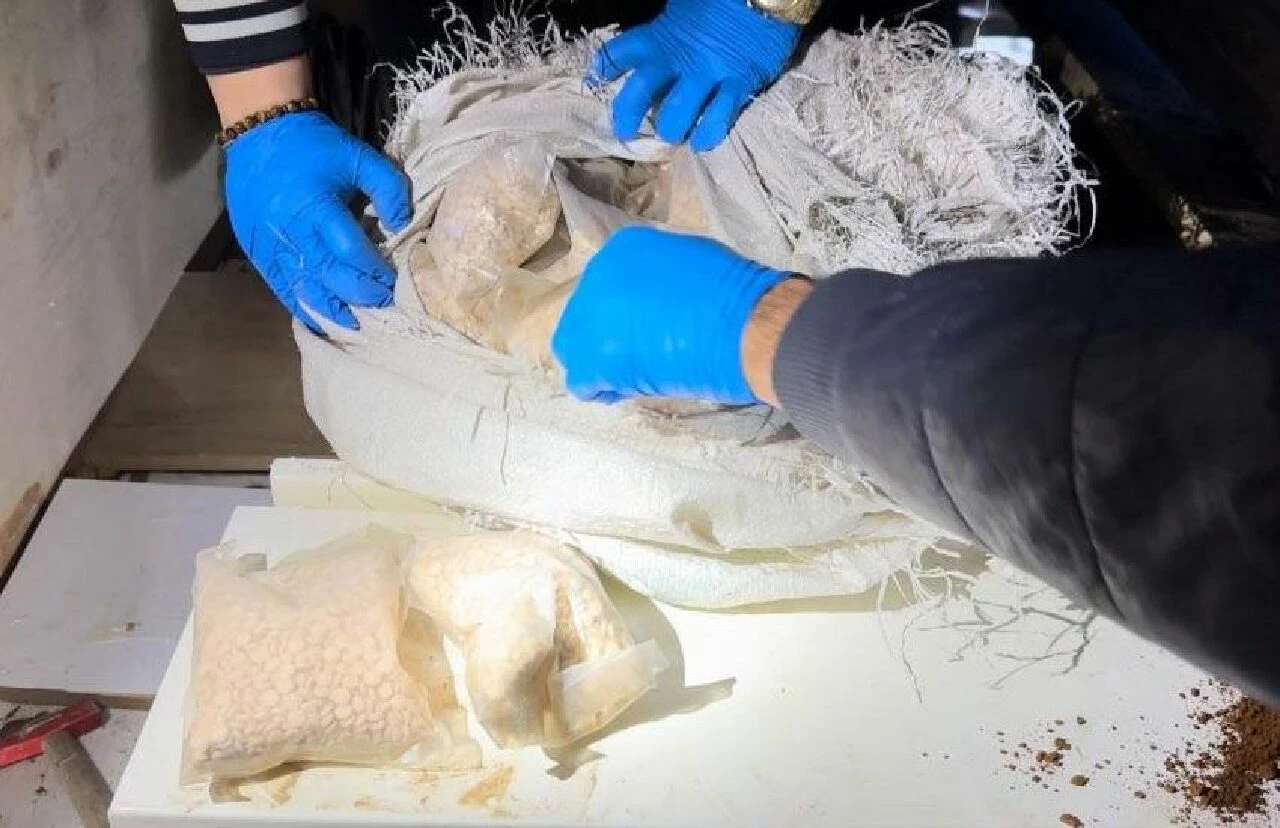 Hatay'da dev uyuşturucu operasyonu: 620 bin adet captagon hap yakalandı