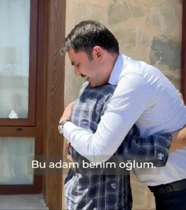 Manavgat'ta evi küle dönen amca, Murat Kurum'u anlattı: İstanbul'a sözü verdiyse o işi yapar - 2. Resim