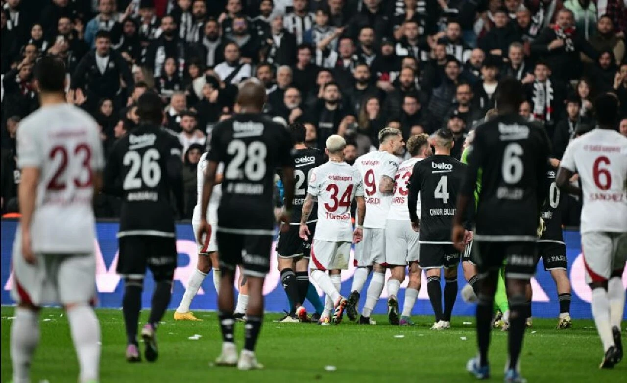 Okan Buruk’tan ‘egolu’ galibiyet yorumu - 1. Resim