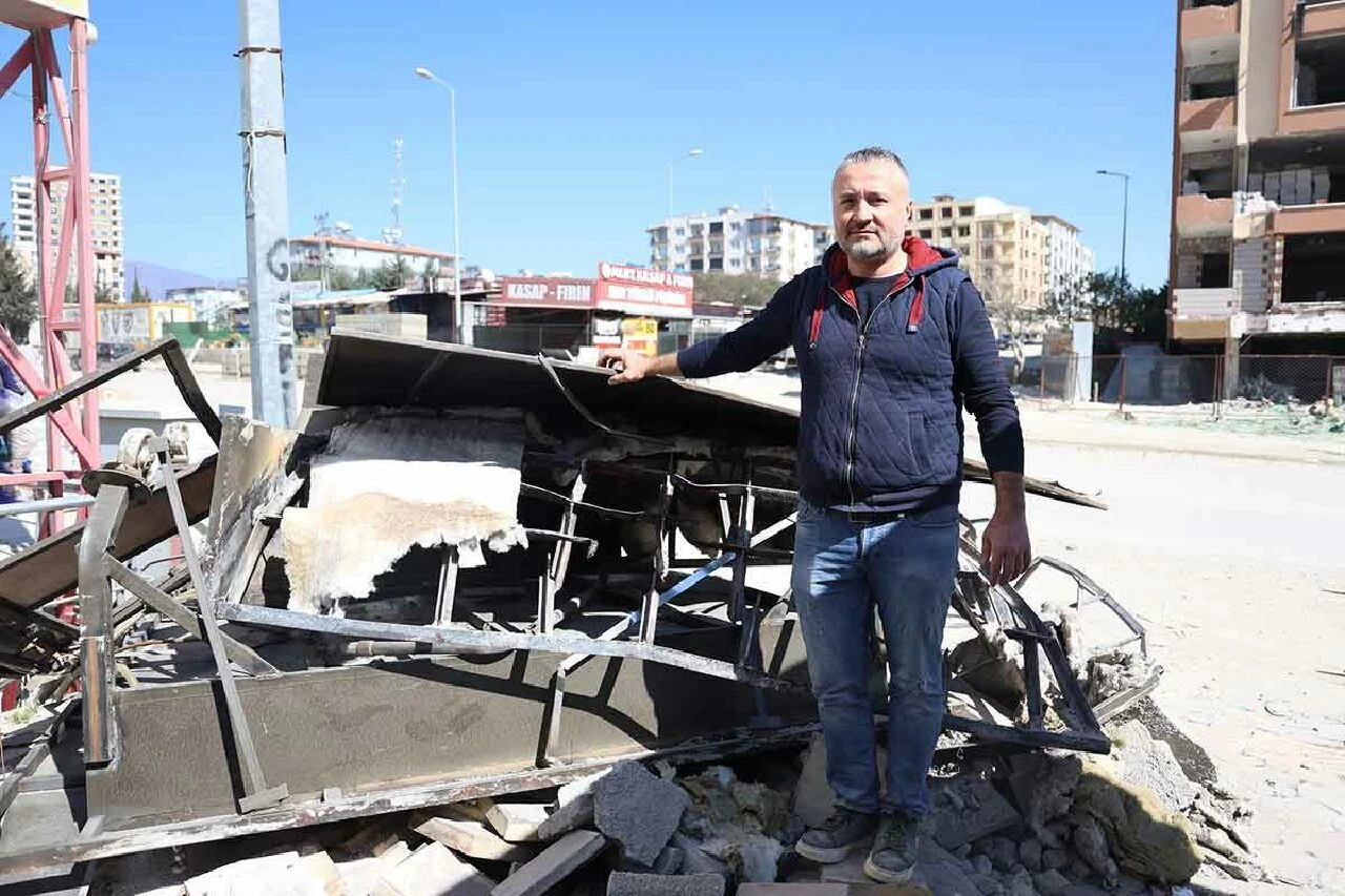 Vinç kiralayıp 150 bin liralık fırınını çıkarmak istedi, bir anda olan oldu!