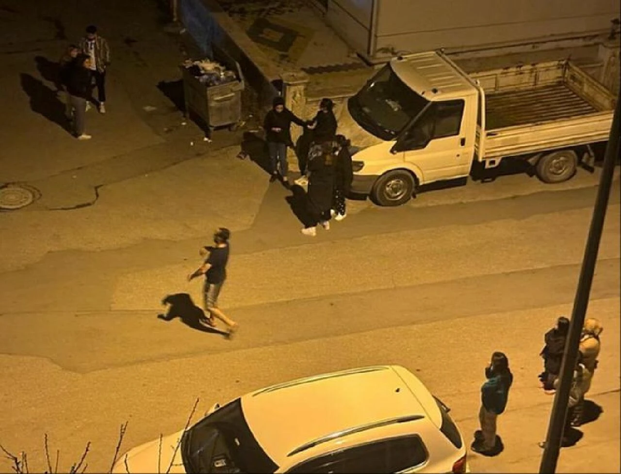 Çanakkale’de deprem! İstanbul da fena sallandı - 3. Resim
