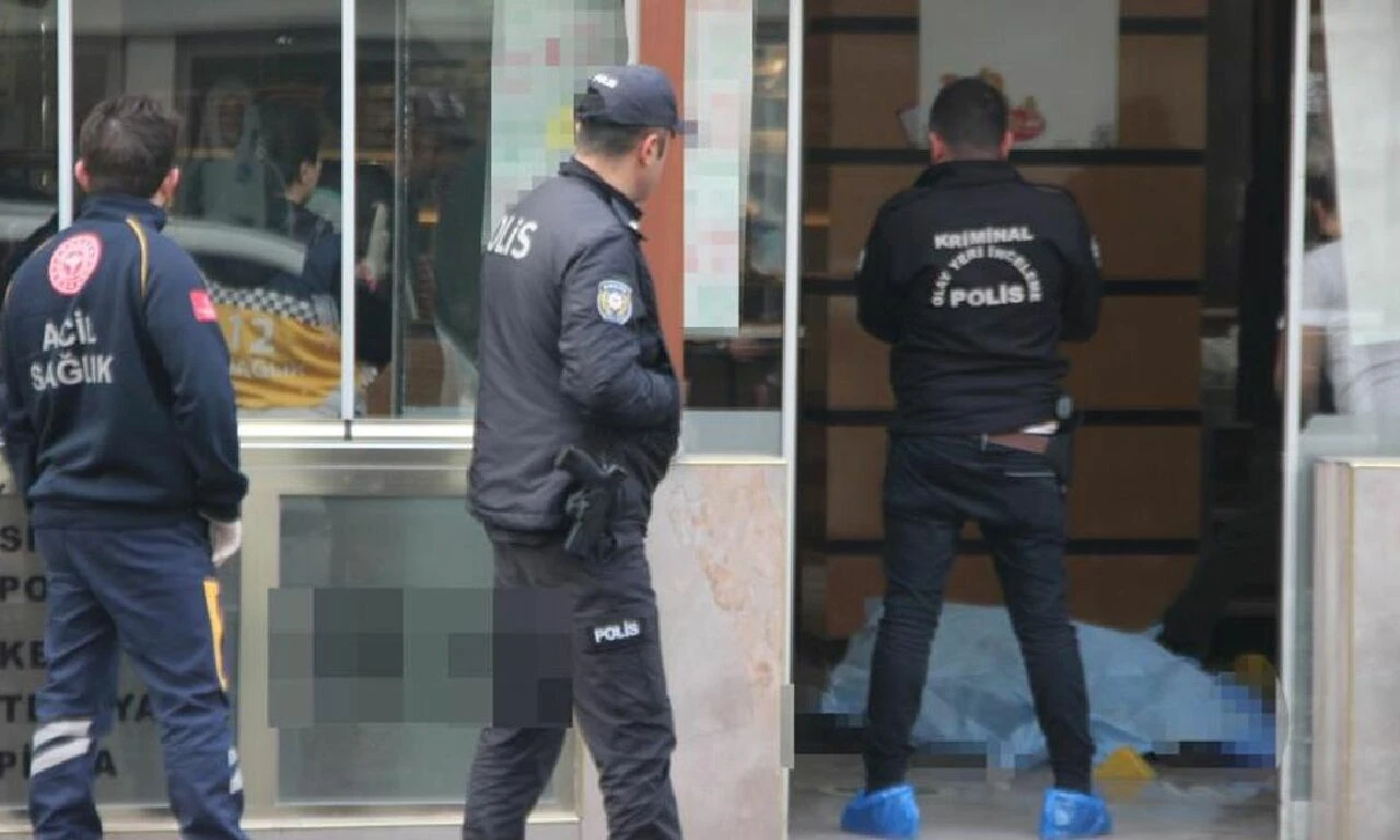 Esnaf kavgasında kan aktı: Ölü ve yaralı var - 1. Resim