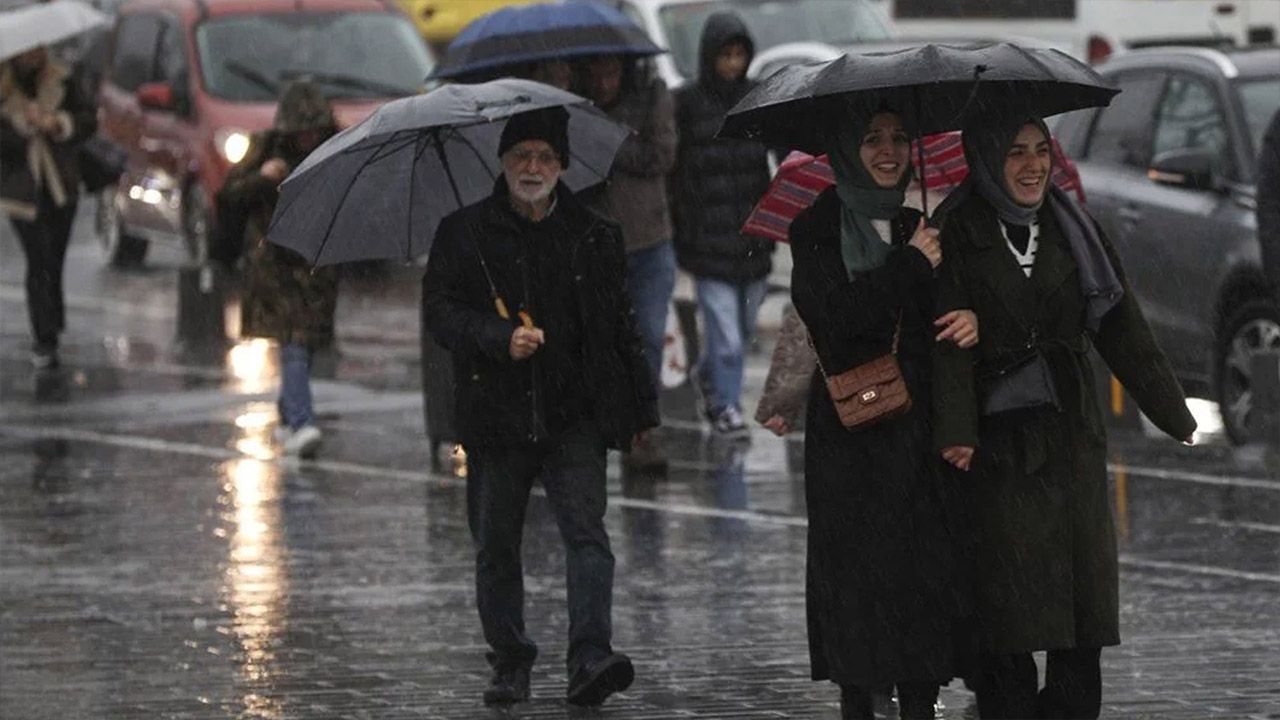 Mart sağanakla geldi: Bulutlu ve puslu hava bizi bekliyor! İşte 4 Mart hava durumu tahmini 