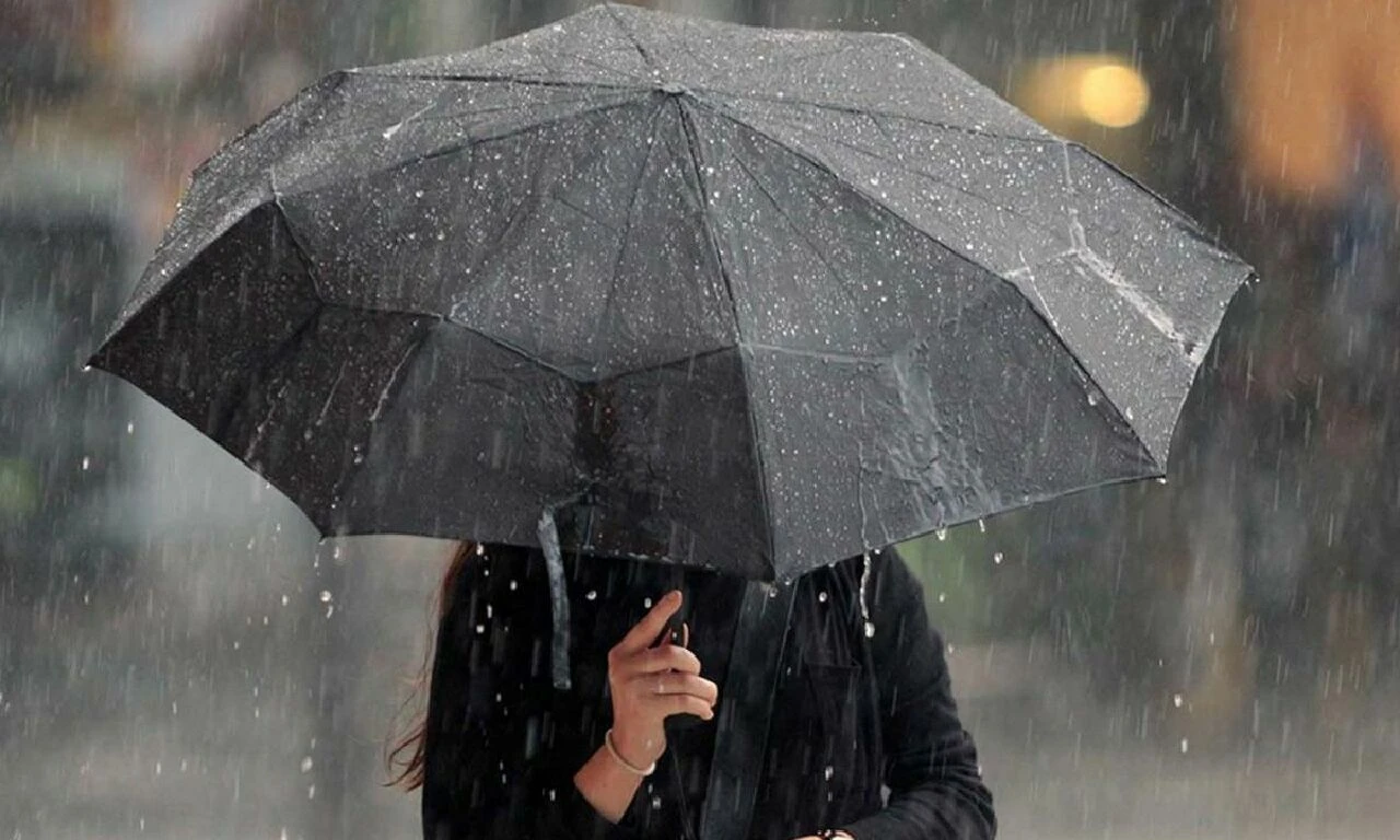Meteoroloji ve Bakan Yerlikaya'dan peş peşe uyarılar! 16 ilde sarı ve turuncu kodlu alarm
