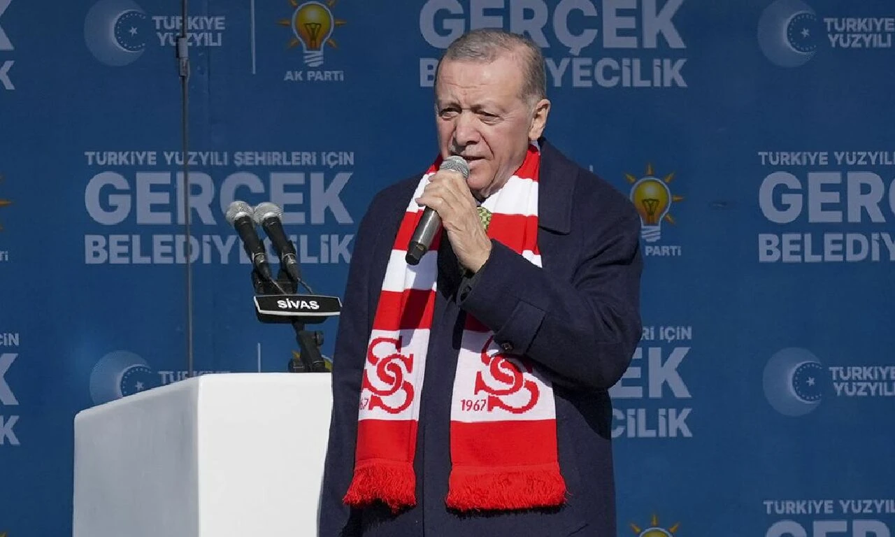 Cumhurbaşkanı Erdoğan'dan Özel'e bedelli askerlik tepkisi: Patavatsızlıktan öte...
