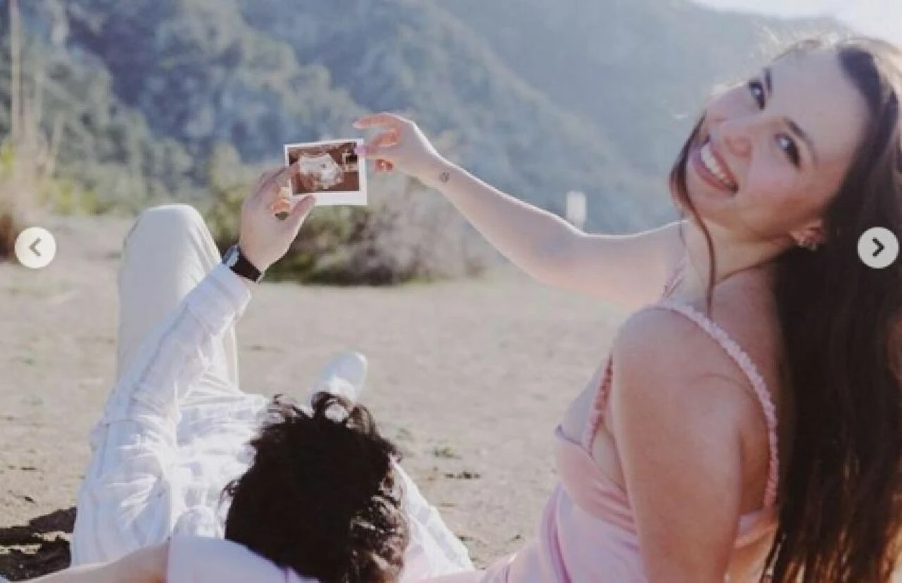 Dilan Telkök ile Berkay Hardal çiftinden bebek müjdesi - 2. Resim