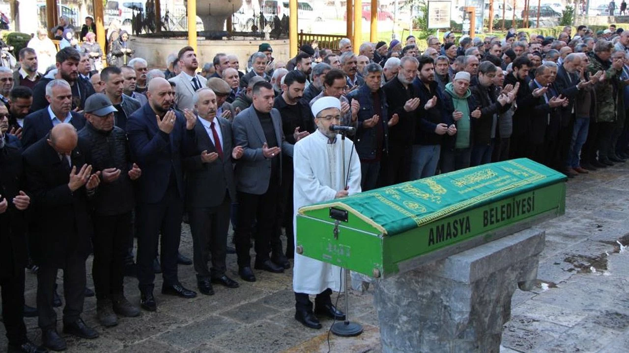 Halk ozanı Fedai Koç hayatını kaybetti 