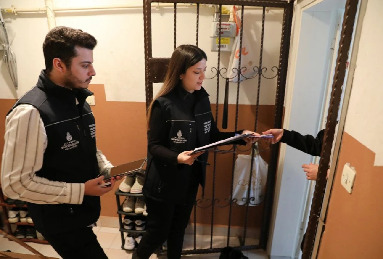 İBB’den Ramazan yardımı! İhtiyaç sahiplerine nakit desteği, gıda kolisi ve alışveriş kartı verilecek - 1. Resim