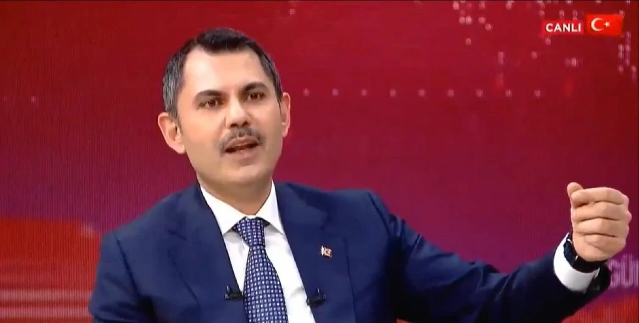 Murat Kurum'dan İmamoğlu'na 'metrobüs' tepkisi: Bunu görsem sokağa çıkamam  - 1. Resim