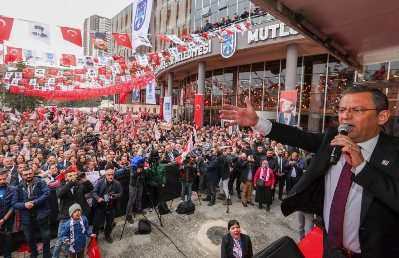 Özel’den Bahçeli’ye milliyetçilik çıkışı: Altı oktan bir tanesi milliyetçilik