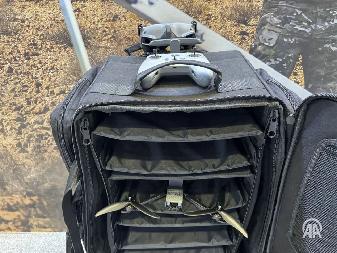 Pilotlara göz olacak... Türkiye'nin yeni kamikaze dronu AZAT vitrine çıktı - 3. Resim