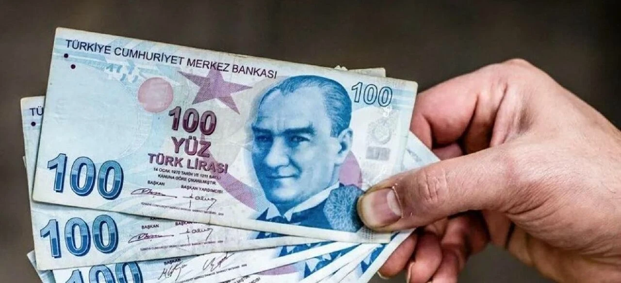 Ünlü patron çıtayı daha da yükseltti! Çalışanlarına 29 maaş bayram ikramiyesini hesaplara yatırdı