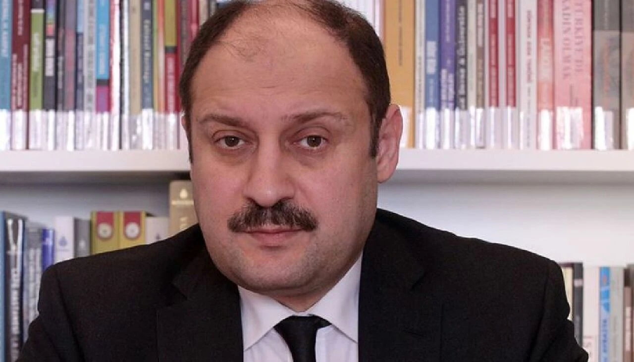 Kasım Gülpınar'ın hayatı ve biyografisi