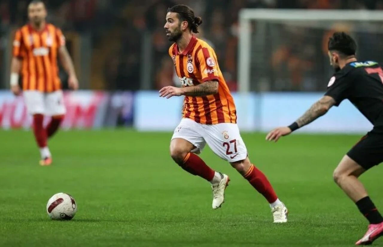 Okan Buruk ile tartışan Sergio Oliveira'ya verilecek ceza ortaya çıktı! - 1. Resim