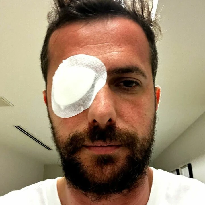 Tribünden atılan cisim gözüne isabet eden Uğur Demirok ameliyat olacak