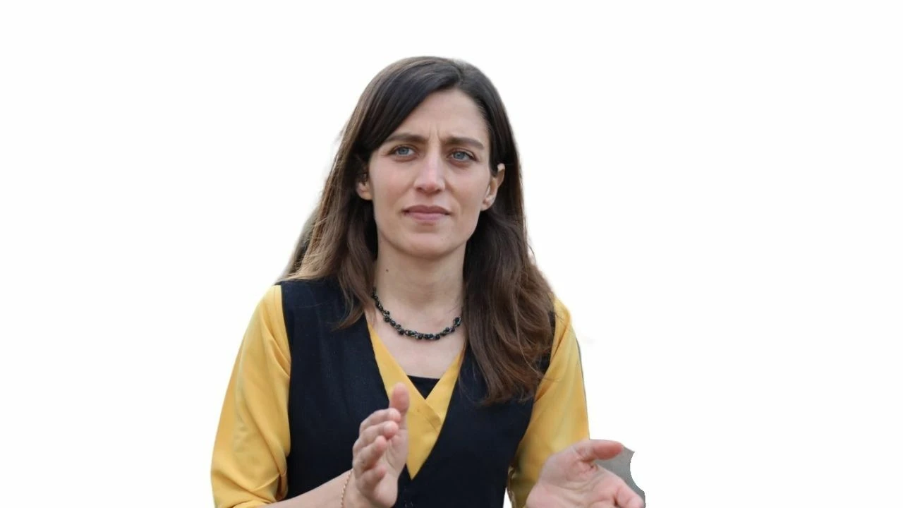Dem Parti Batman Belediye Başkan Adayı Gülistan Sönük'ün biyografisi ve Batman için vaatleri