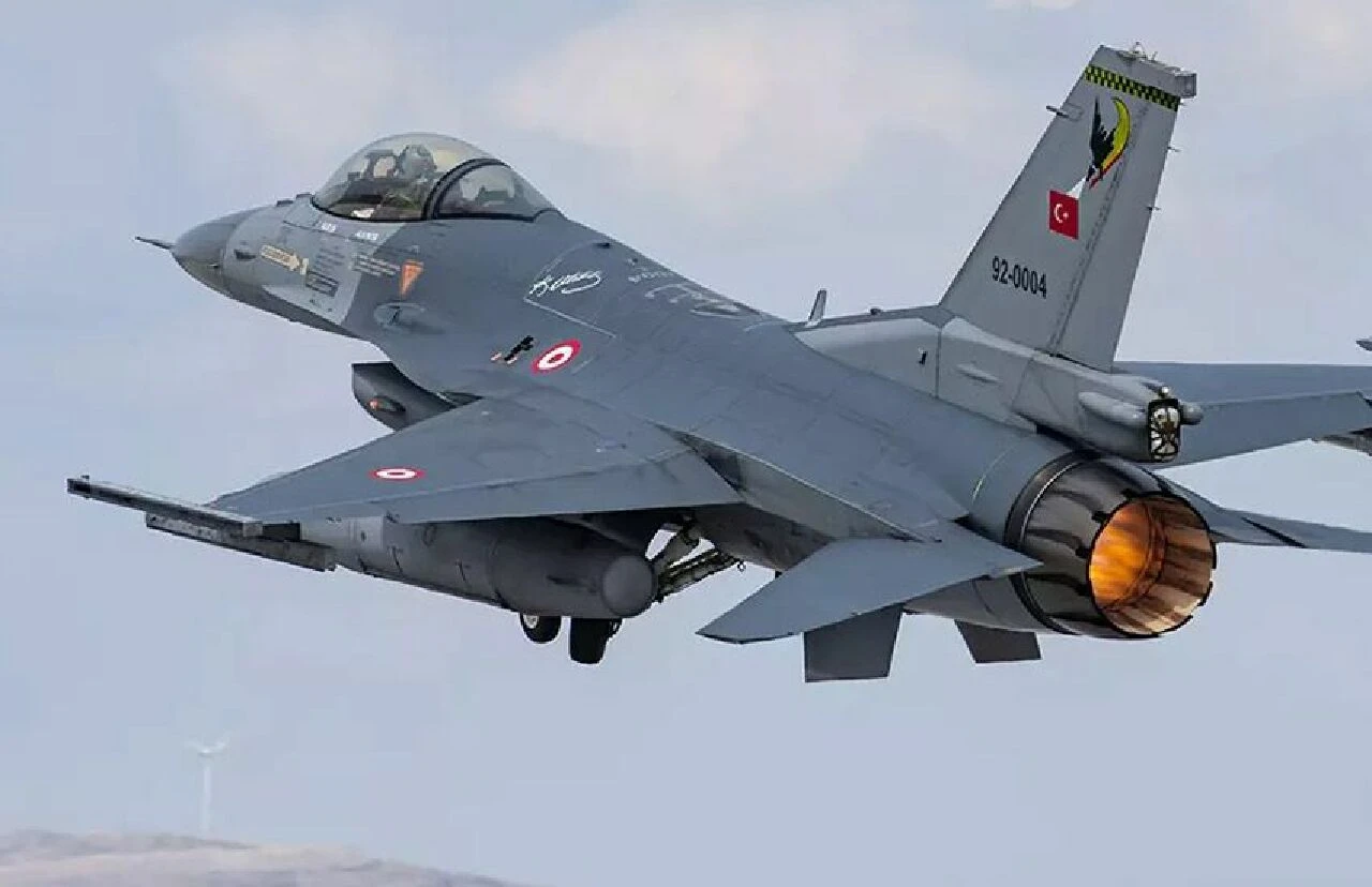 KAAN'ı radarına alan ABD basınından şaşırtan ifadeler! 'Türkiye savaştaki ülkeye uçak yardımı yapabilir' - 2. Resim