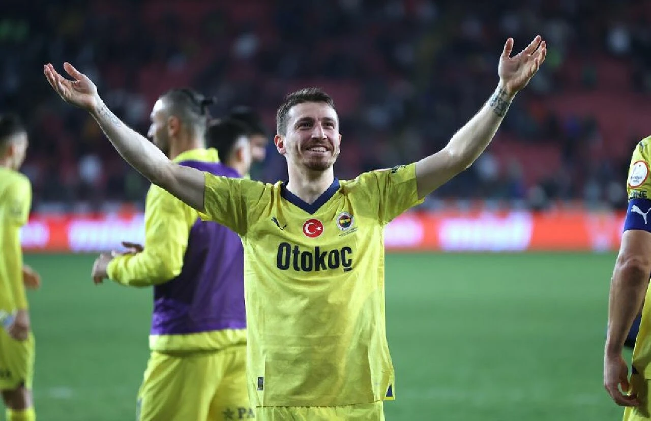 Fenerbahçe, Belçika'da avantaj peşinde! İşte ilk 11'ler