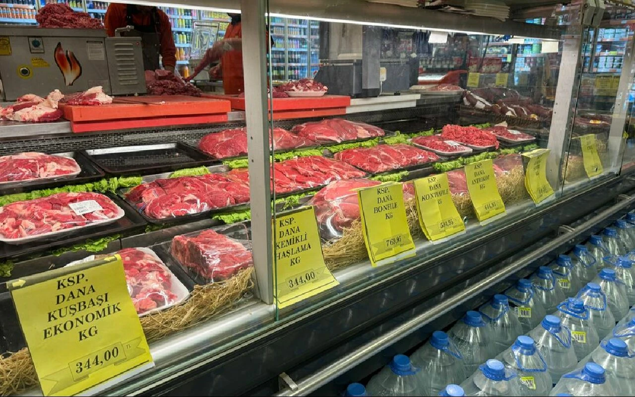 Kırmızı ette sabit fiyat uygulaması devrede! İstanbul’da resmen başladı, etiketler neredeyse yarı yarıya indi - 2. Resim