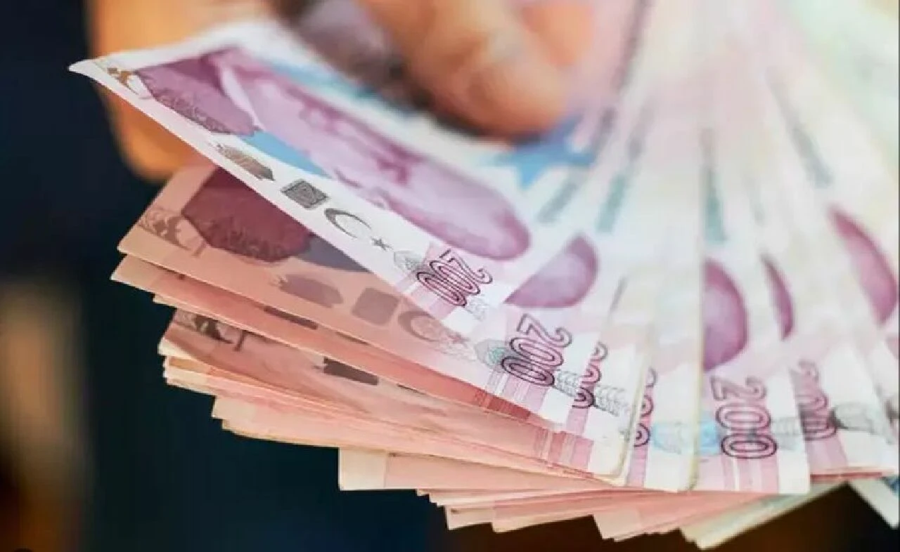 Milyonlarca emekliye müjdeli haber: 7 büyük destek geliyor