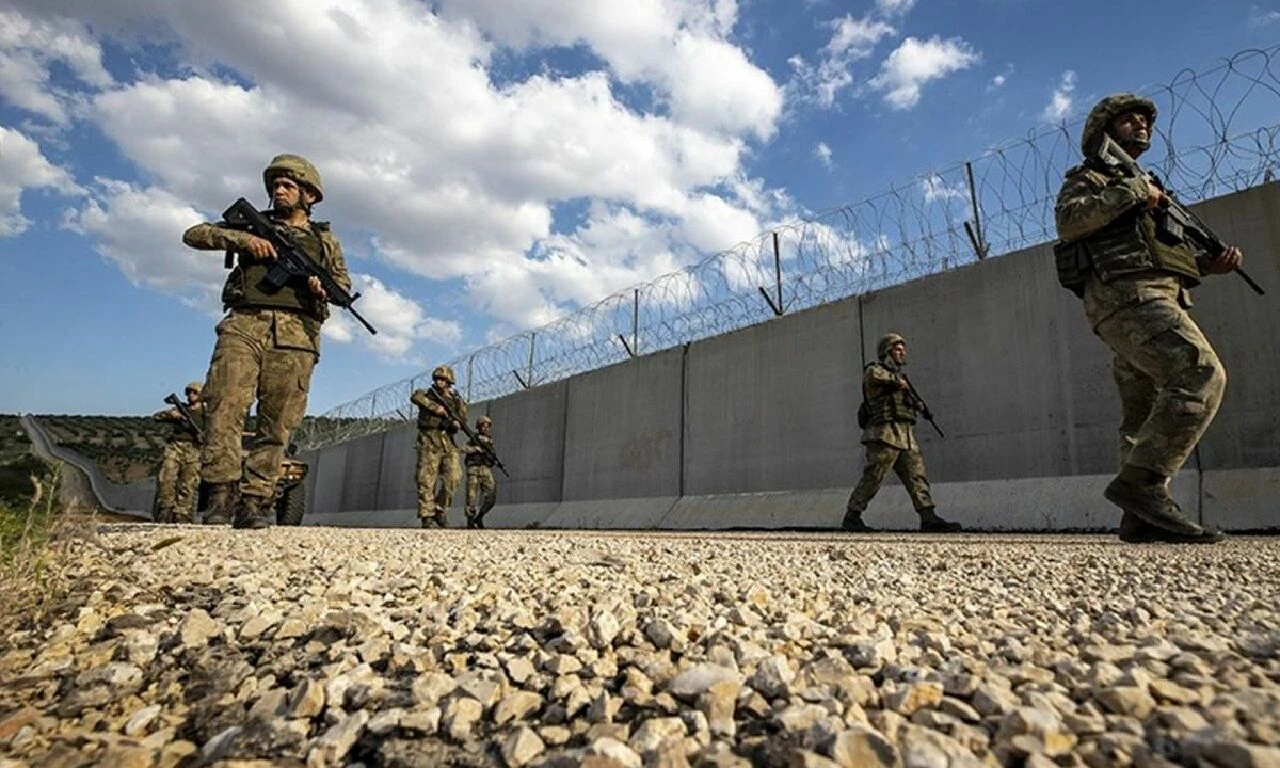 Son dakika! Türkiye'den ABD'nin PKK ile görüşmesine tepki: Terörle mücadele teröristle yapılmaz - 2. Resim