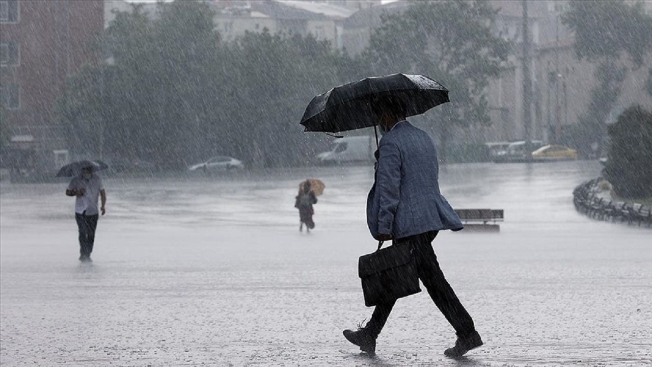 Dikkat! Meteoroloji uyardı! Çok şiddetli sağanak yağış geliyor