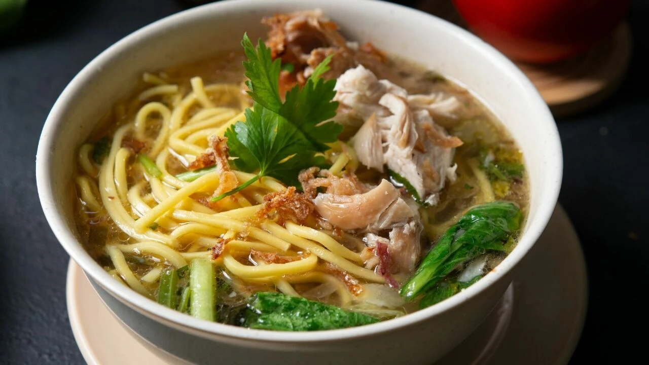 Güney Kore'nin popüler yemeğinden çıkanlar mide bulandırdı! Beyni yiyip bitiriyor - 3. Resim