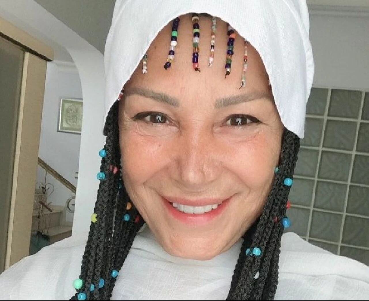 Türk halk müziği sanatçısı Güler Işık'ın hayatı ve biyografisi - 1. Resim