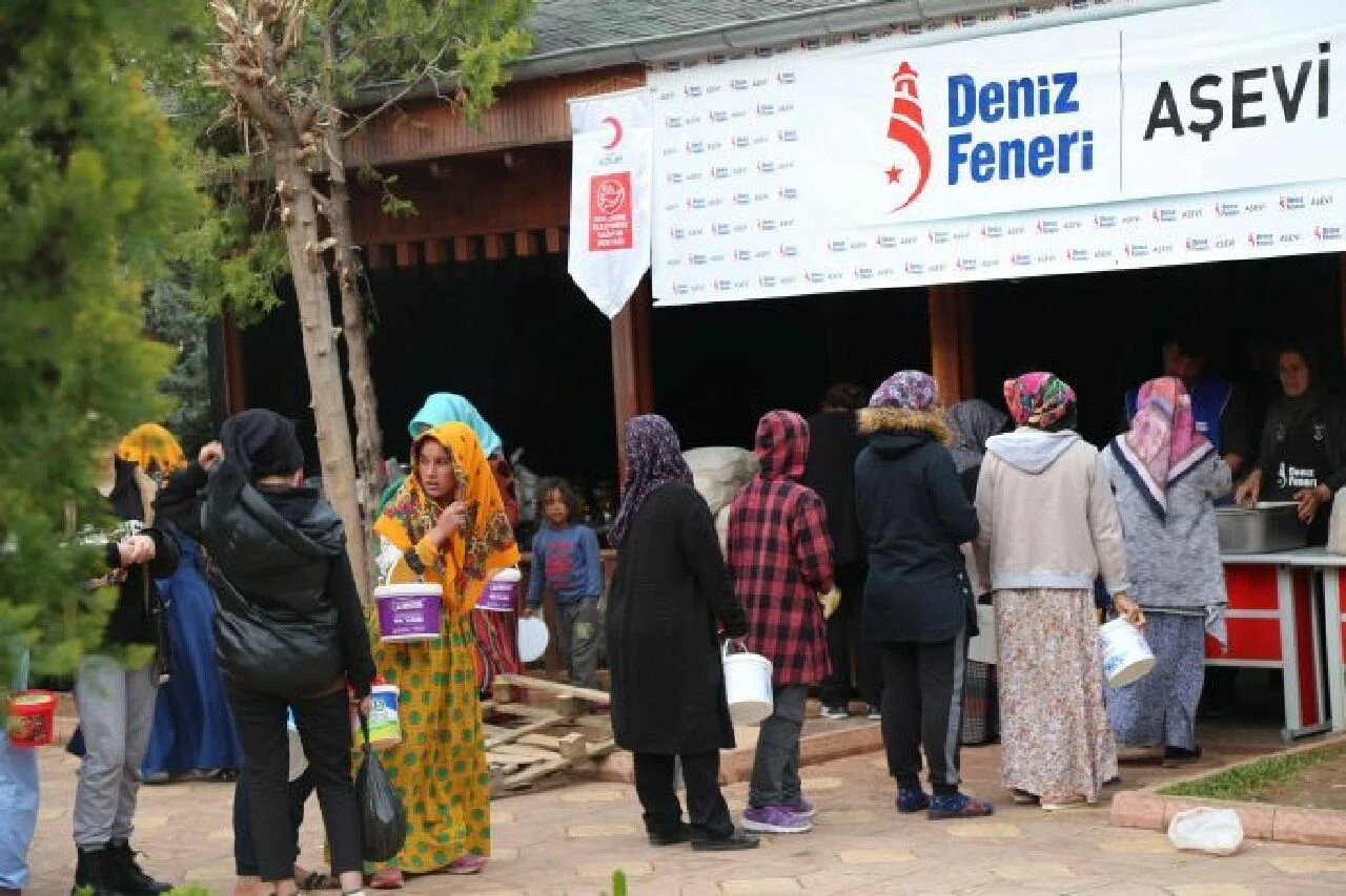 Deniz Feneri İsrail’in ambargolarını delmeye devam ediyor - 2. Resim