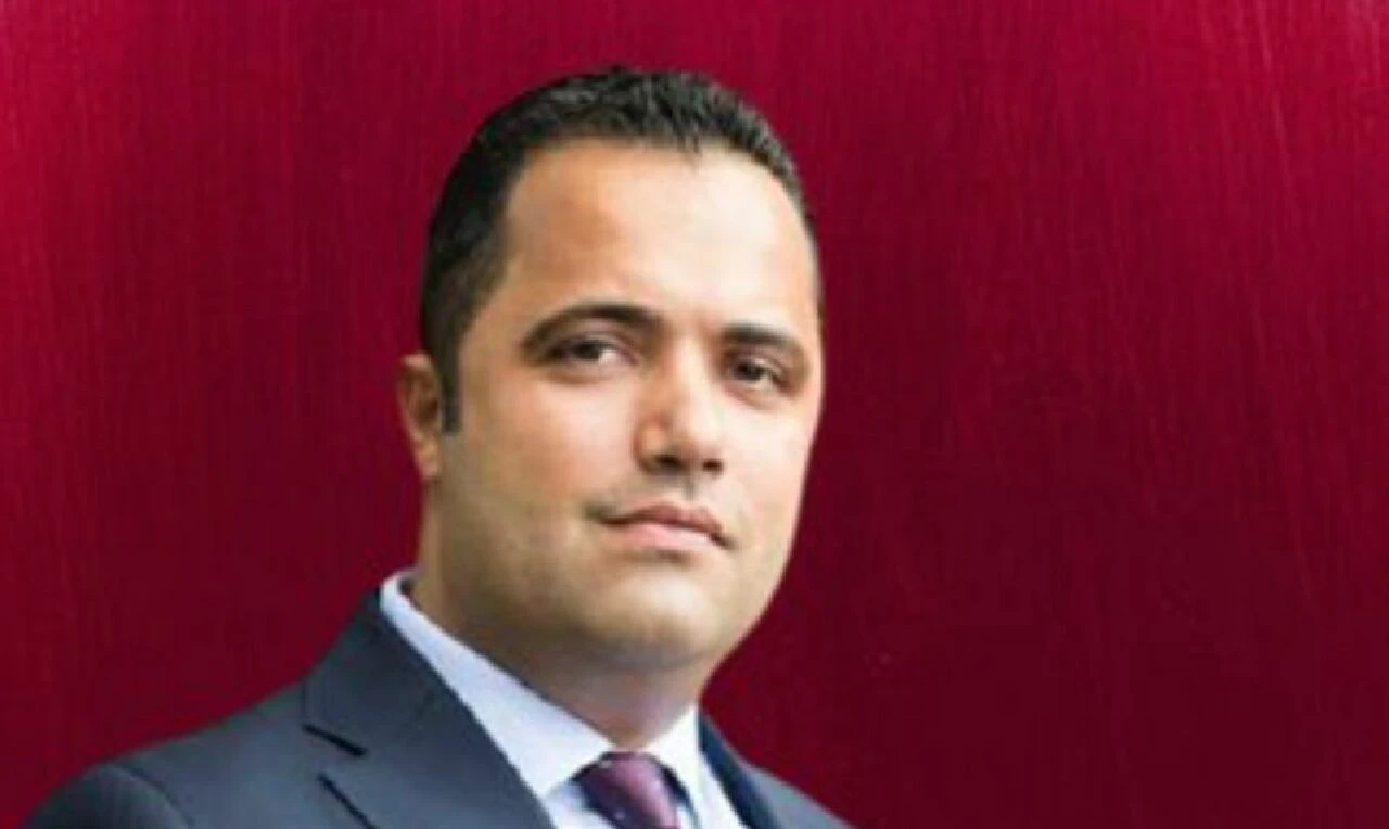 Rezan Epözdemir'in hayatı ve biyografisi - 1. Resim