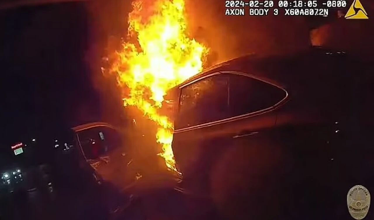 Kazanın şokuyla arkadaşını unutması faciayla sonlandı! Genç kız feci şekilde hayatını kaybetti - 3. Resim