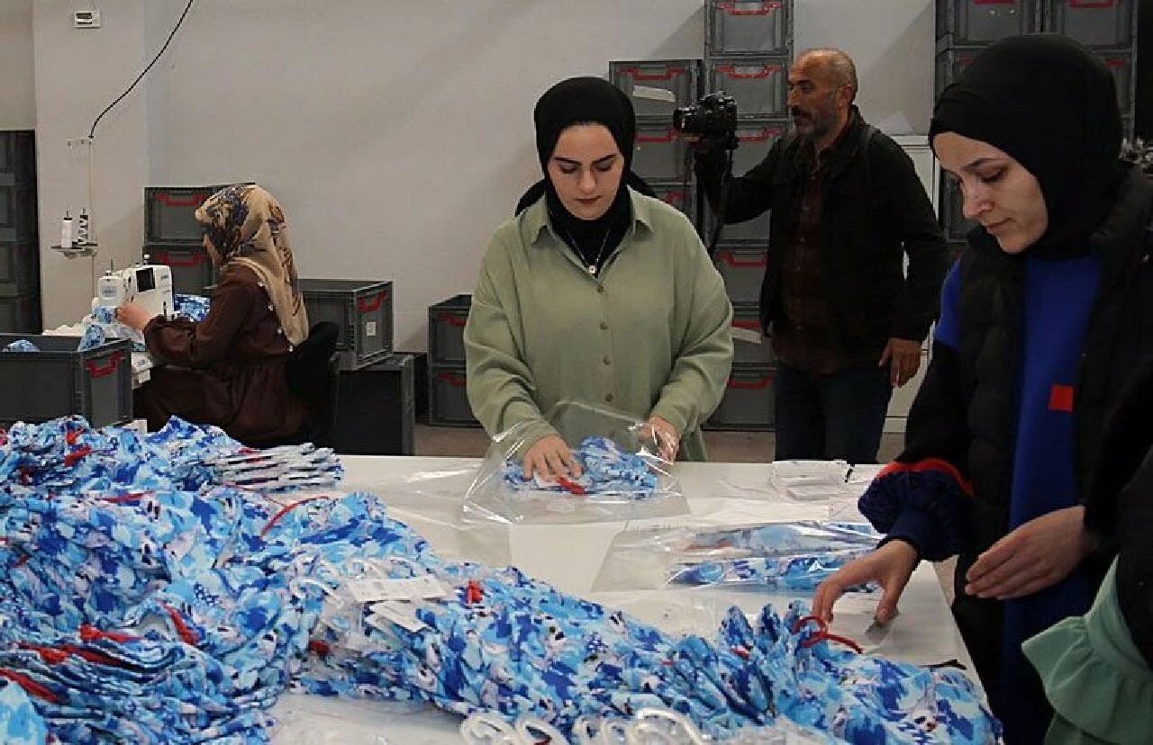 Malazgirt Tekstilkent Projesi 200 kişiye iş imkanı sağladı