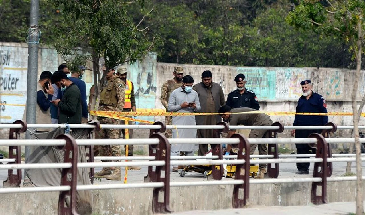 Pakistan'ın kuzeybatısındaki bombalı saldırı: Ölü ve yaralılar var