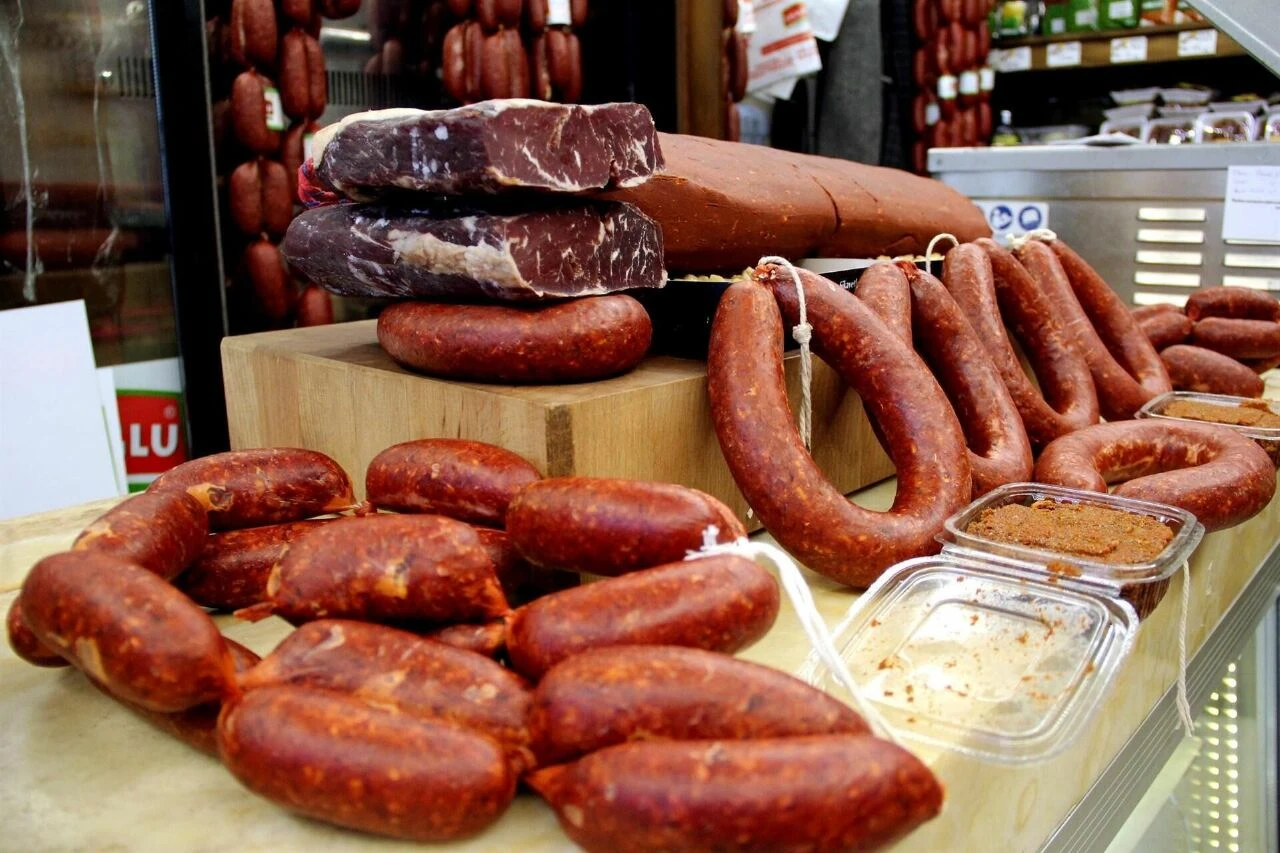 Ramazan’a hile karıştı! Kasaplar Federasyonu Başkanı isyan etti: 5 kilo sucuk 750 lira olur mu? - 2. Resim