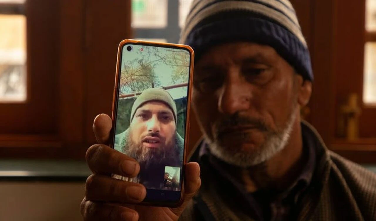 Rusya'nın Ukrayna'ya asker göndermedeki yeni yöntemi şoke etti! Mağdurlar ve aileleri yardım istiyor - 3. Resim