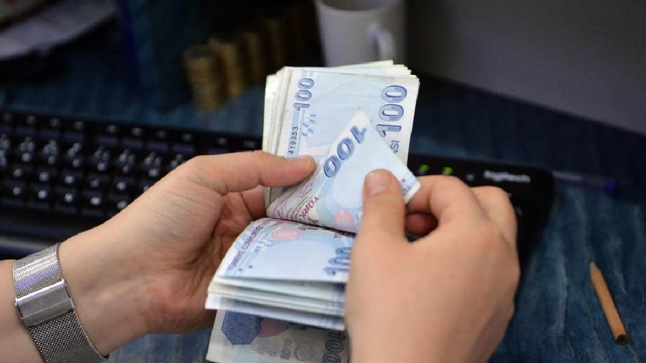 SSK, Bağkur emeklisinde zam hesabı başladı! SGK Uzmanı ‘hedef enflasyon’ ile yeni maaş tablosunu paylaştı - 2. Resim