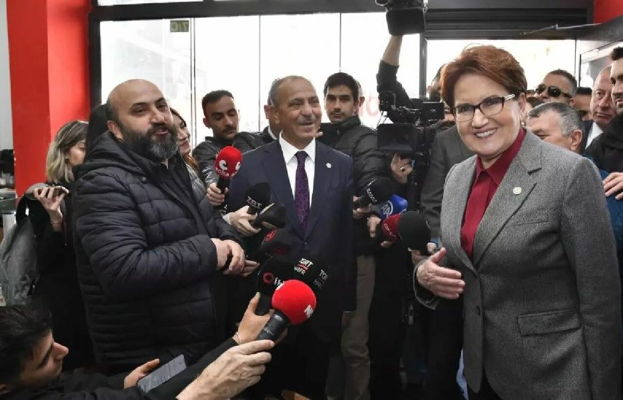 Akşener ile bir vatandaşın diyaloğu gündem oldu: Ocağına düştük...