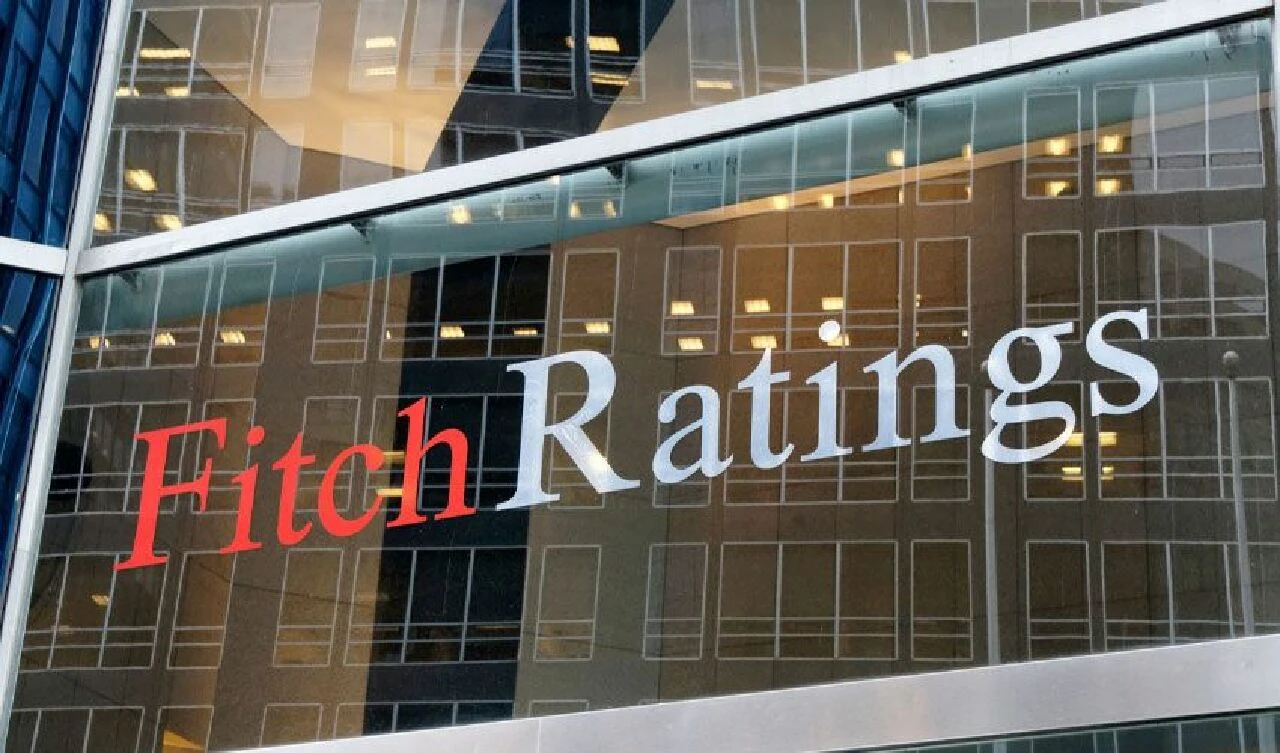 Bakan Şimşek "Dalgalanma geçici" dedi, TL mevduat ve döviz piyasasına işaret etti