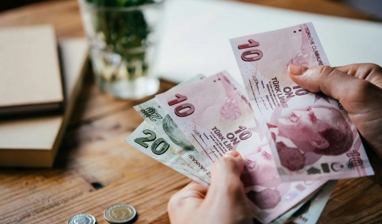 Bankaların emekli promosyon yarışı kızıştı, hangi banka ne kadar ödüyor?