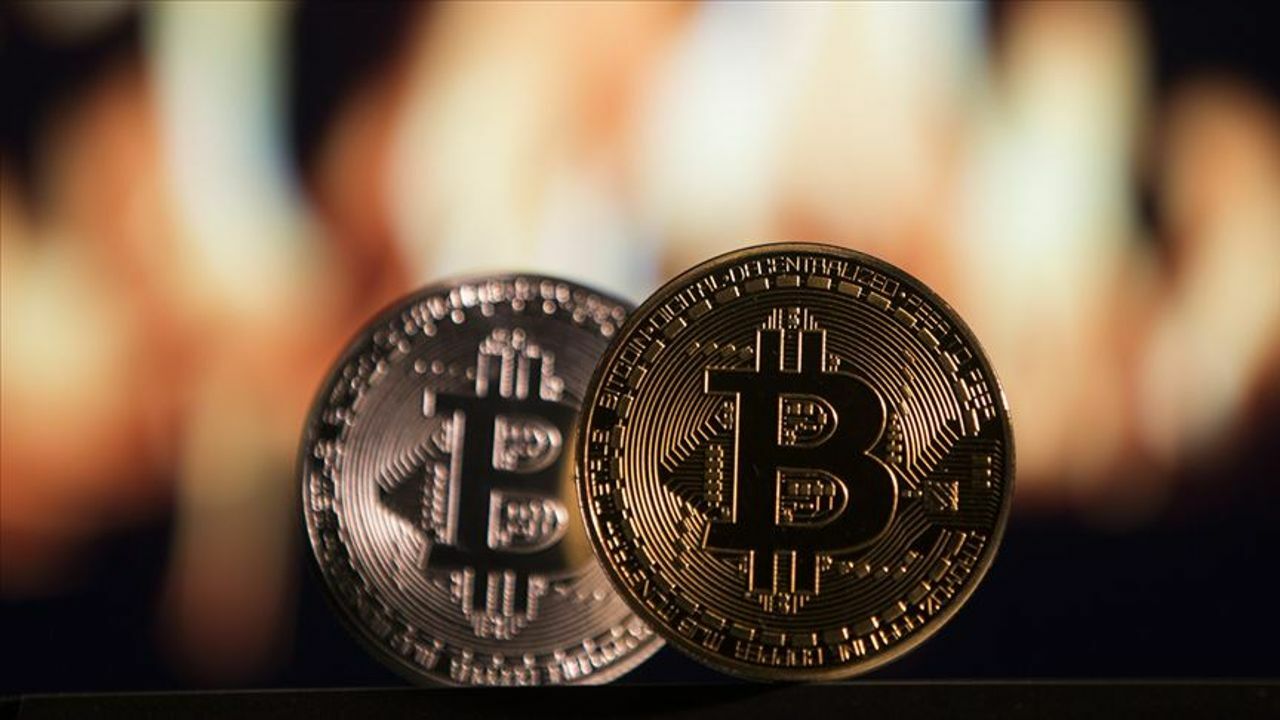 Bitcoin, 11 Mart işlemlerinde 71 bin 150 doları aştı son zamanların rekorunu kırdı