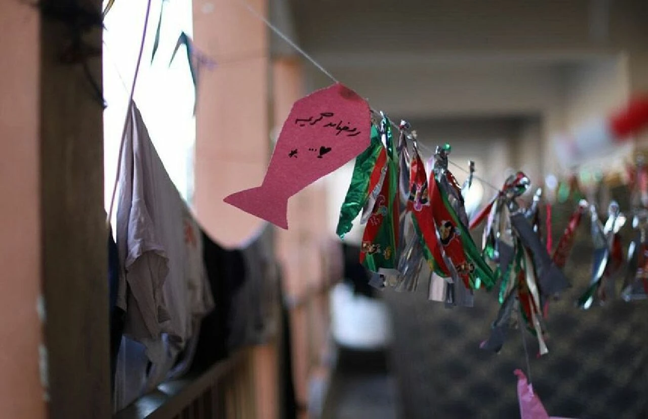 Gazze’de ilk teravih çadırların arasında kılındı