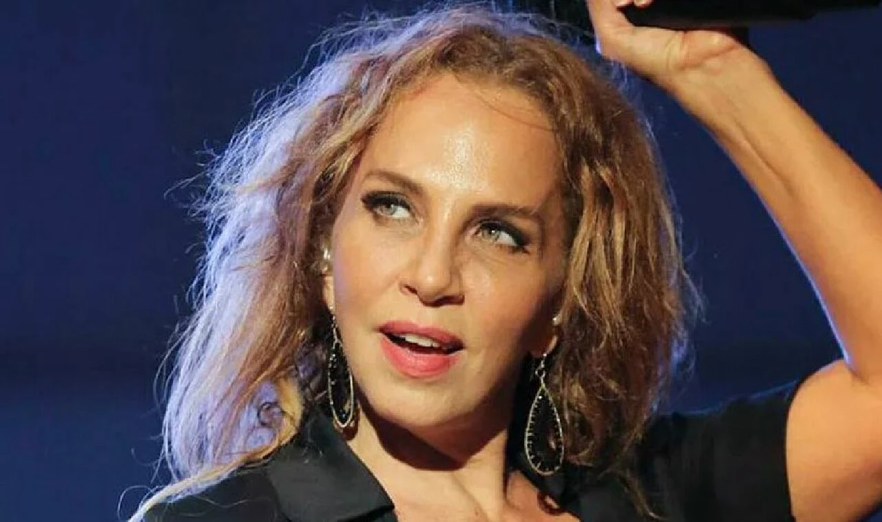 Sertap Erener'den Eurovision müjdesi! Konserinde duyurdu!